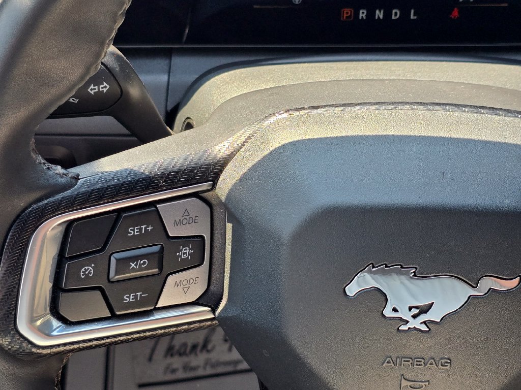 Used 2025 Ford Mustang Coupe RWD image 13