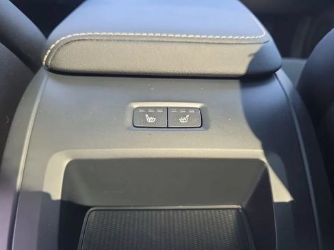 Used 2019 Volvo XC60 T5 R-Design AWD/4WD image 46