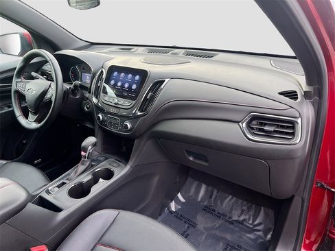 Used 2024 Chevrolet Equinox RS w/ RS Leather Package image 29