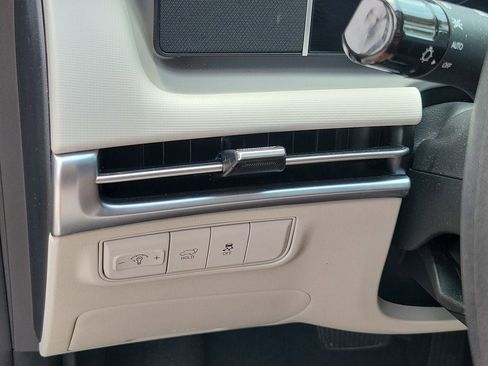 Used 2025 Hyundai Tucson SEL FWD image 32