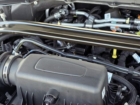 Used 2024 Ford Explorer ST-Line w/ Class IV Trailer Tow Package image 13