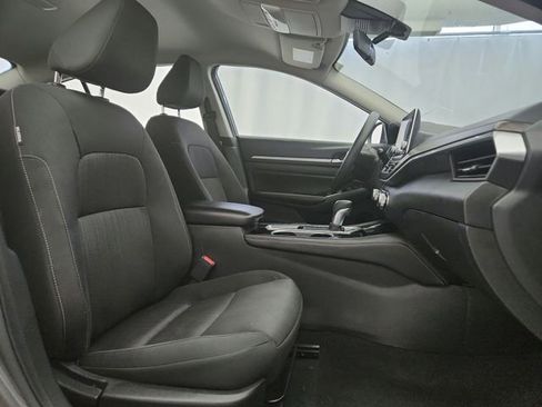 Used 2023 Nissan Altima 2.5 SV image 24