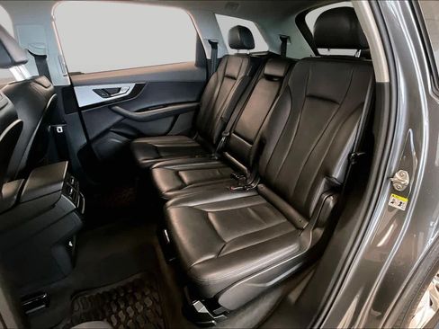 Used 2019 Audi Q7 2.0T Premium w/ Convenience Package AWD/4WD image 18