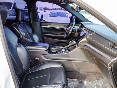 Used 2021 Jeep Grand Cherokee L Overland w/ Advanced Protech Group III image 21