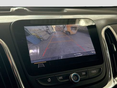 Used 2019 Chevrolet Equinox LT AWD/4WD image 15