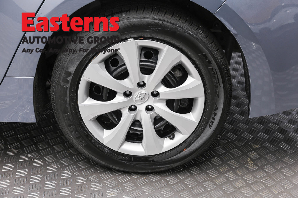 Used 2024 Toyota Corolla LE FWD image 9