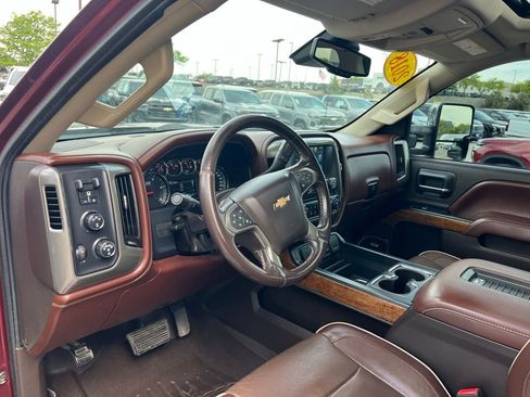 Used 2016 Chevrolet Silverado 2500 High Country w/ Duramax Plus Package AWD/4WD image 15