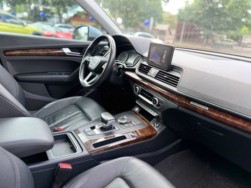 Used 2018 Audi Q5 2.0T Premium w/ Convenience Package AWD/4WD image 13