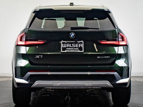 Used 2024 BMW X1 xDrive28i w/ Premium Package image 10