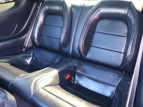 Used 2024 Ford Mustang GT Premium image 19