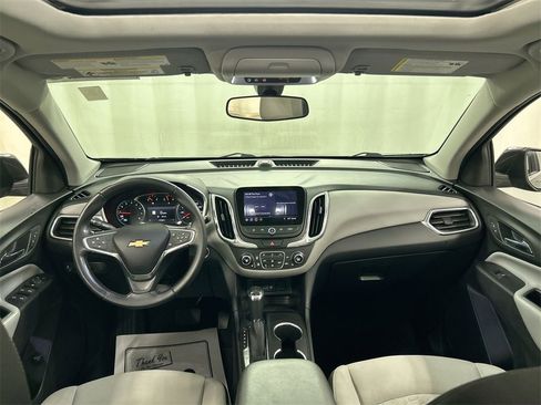 Used 2019 Chevrolet Equinox LT image 18