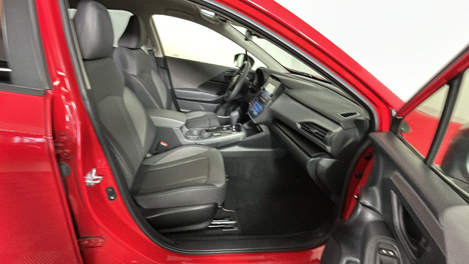 Used 2024 Subaru Crosstrek 2.0i AWD/4WD image 35