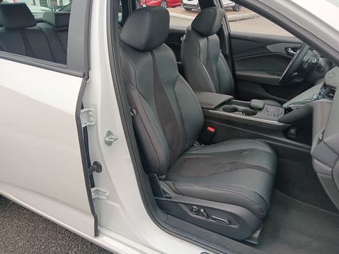 Used 2025 Acura TLX Type S AWD/4WD image 21