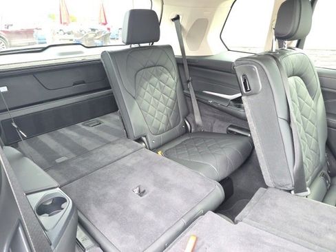 Used 2025 BMW X7 xDrive40i image 27