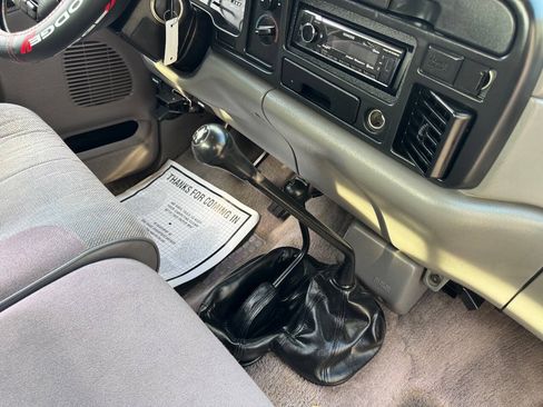 Used 1996 Dodge Ram 3500 Truck 4x4 Club Cab image 22