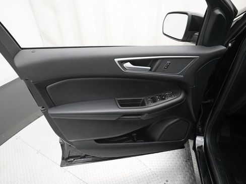 Used 2024 Ford Edge SEL w/ Convenience Package image 28