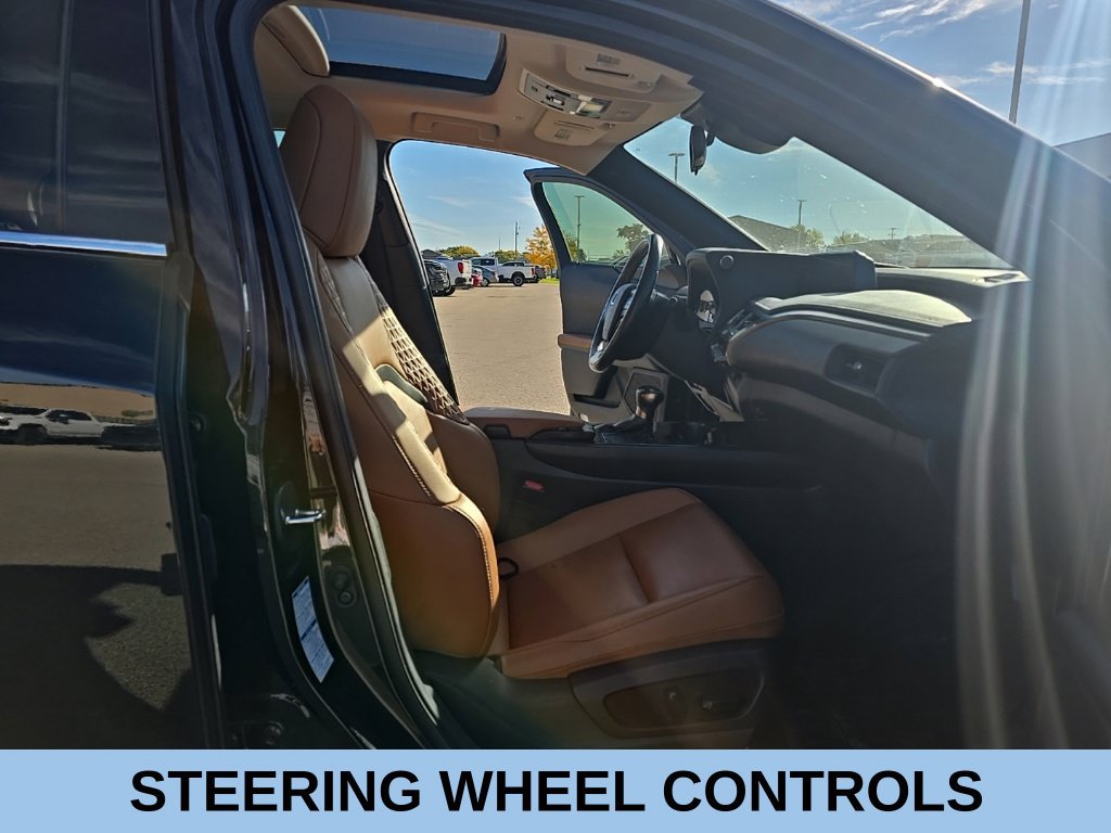 Used 2020 Lexus UX 250h w/ Accessory Package AWD/4WD image 12