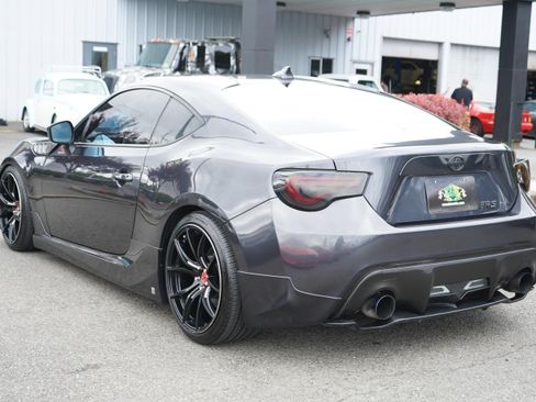 Used 2013 Scion FR-S RWD image 3