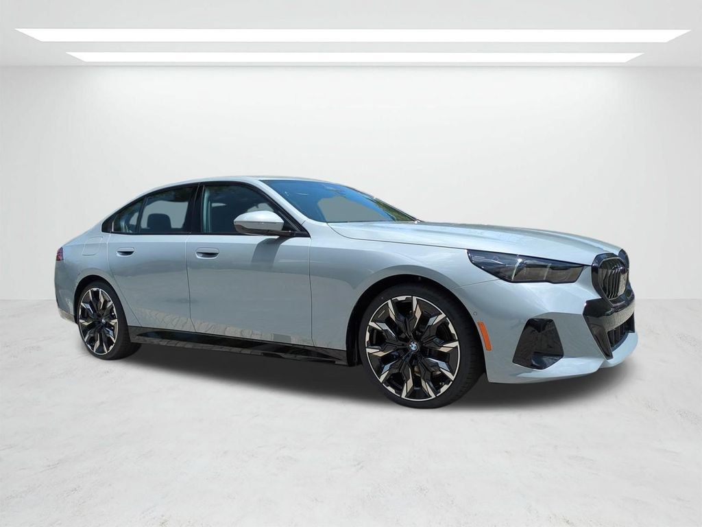 New 2027 BMW 530i w/ M Sport Package RWD image 2
