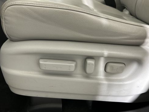 Used 2017 Honda Ridgeline RTL-T image 42