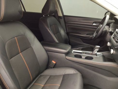 Used 2019 Nissan Altima 2.5 SR FWD image 21