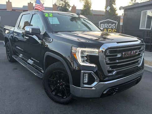 Used 2022 GMC Sierra 1500 SLT w/ SLT Premium Package AWD/4WD image 2