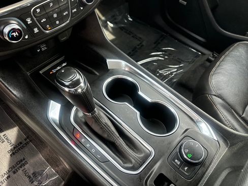 Used 2020 Chevrolet Traverse Premier w/ Redline Edition image 23