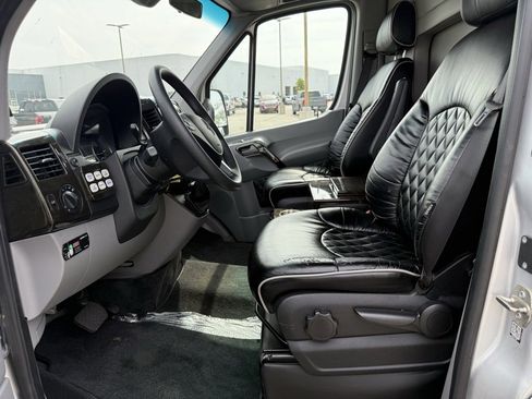 Used 2016 Mercedes-Benz Sprinter 3500 image 32