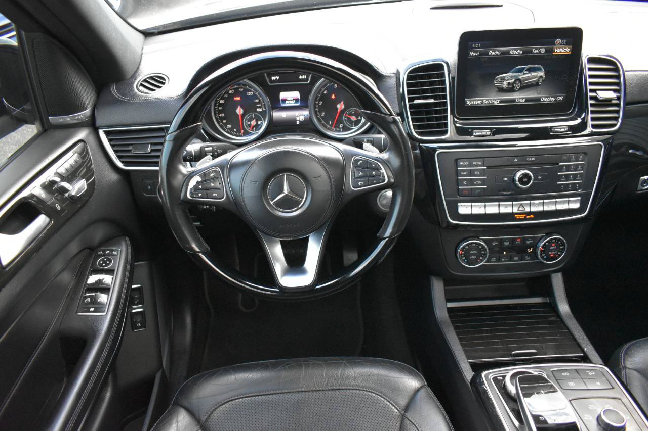 Used 2017 Mercedes-Benz GLS 550 4MATIC image 11