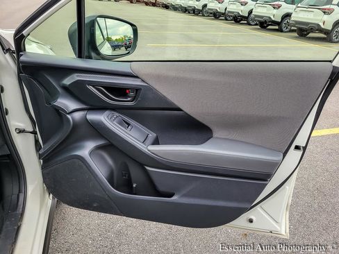 Used 2024 Subaru Crosstrek 2.0i Premium w/ Crosstrek Mirror Package AWD/4WD image 29