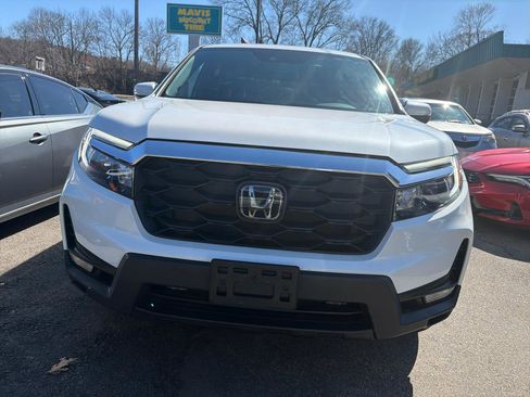 Used 2023 Honda Passport EX-L image 2