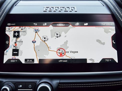 Used 2018 Ferrari GTC4Lusso T image 72