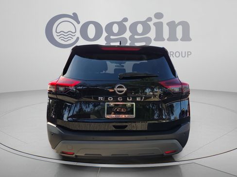 Used 2023 Nissan Rogue S FWD image 4
