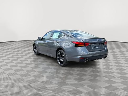 New 2026 Nissan Altima 2.5 SR AWD/4WD image 8