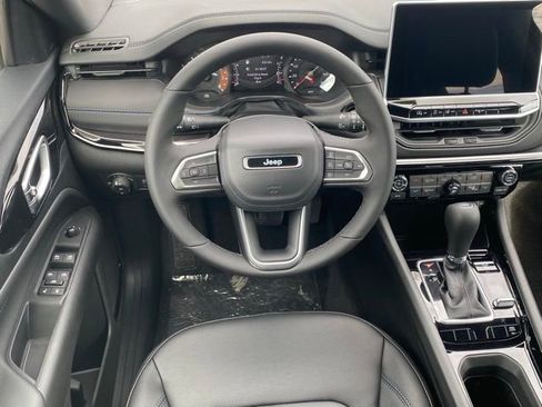 New 2026 Jeep Compass Limited image 34