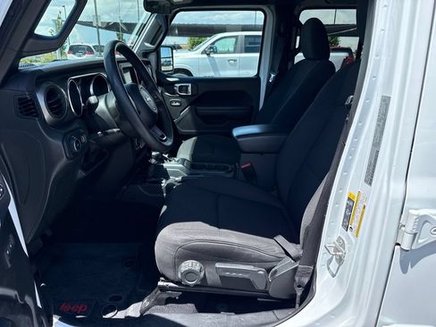 Used 2023 Jeep Wrangler Unlimited Sport AWD/4WD image 24