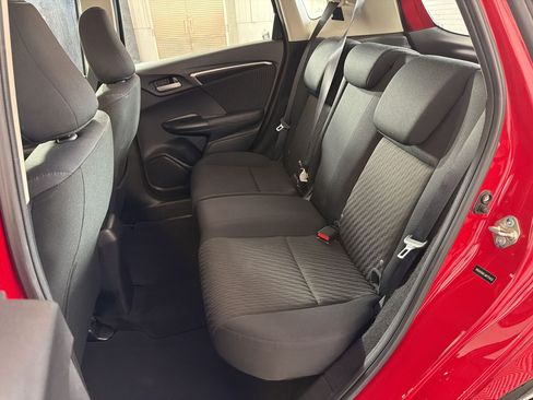 Used 2018 Honda Fit EX image 15