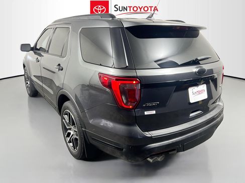 Used 2019 Ford Explorer Sport image 6