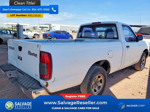 Used 2000 Nissan Frontier XE RWD image 4