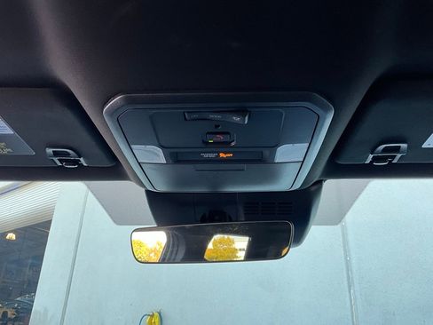 Used 2025 Toyota Tacoma TRD Off-Road image 14