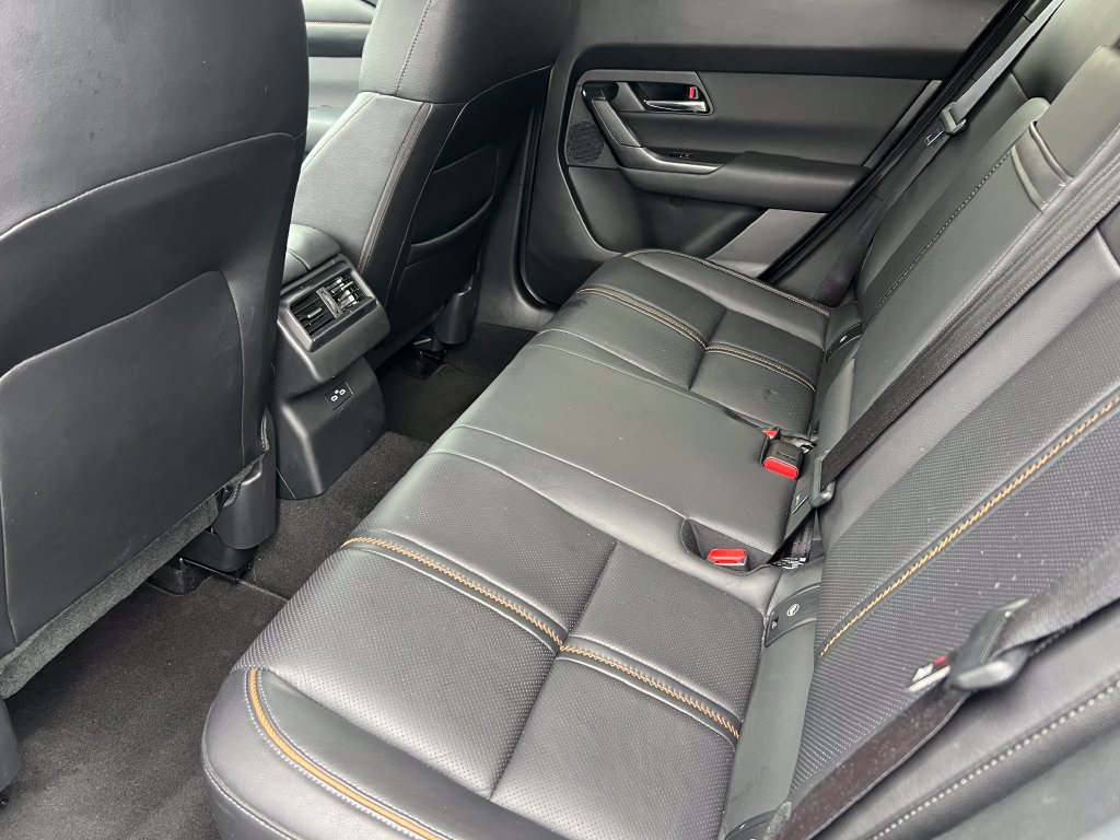 Used 2025 MAZDA CX-50 AWD 2.5 S w/ Premium Plus Pkg image 12