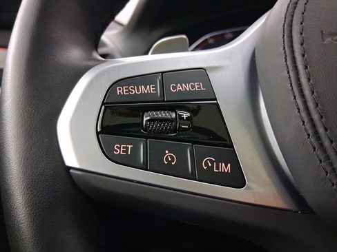 Used 2025 BMW X4 xDrive30i image 15