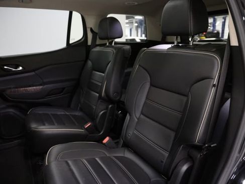 Used 2021 GMC Acadia Denali w/ Denali Ultimate Package image 25