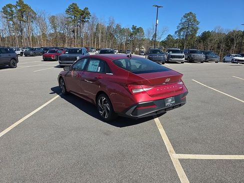 New 2026 Hyundai Elantra Limited FWD image 16
