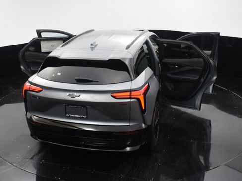 New 2025 Chevrolet Blazer EV RS image 31