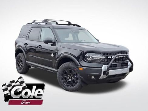 New 2025 Ford Bronco Sport Outer Banks w/ Sasquatch Outer Banks Package image 1