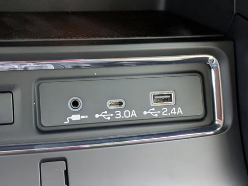 Certified 2025 Subaru Ascent Premium AWD/4WD image 20