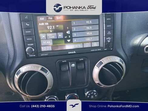 Used 2017 Jeep Wrangler Sahara AWD/4WD image 12