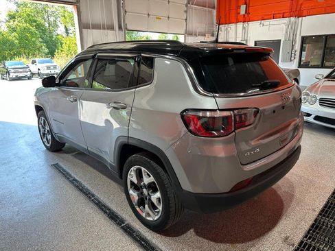 Used 2019 Jeep Compass Limited AWD/4WD image 3