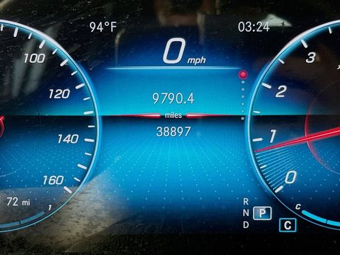 Used 2022 Mercedes-Benz GLB 250 image 12